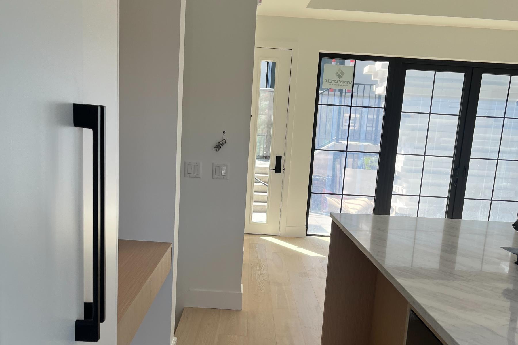 finished cleaned kitchen